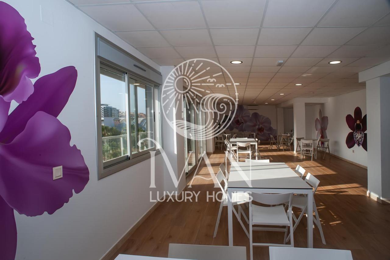Casa Emiliaivan Luxury Homes 8ªpta Norte 1ª Linea オロペサ・デル・マール エクステリア 写真