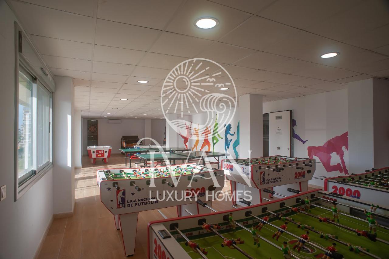 Casa Emiliaivan Luxury Homes 8ªpta Norte 1ª Linea オロペサ・デル・マール エクステリア 写真