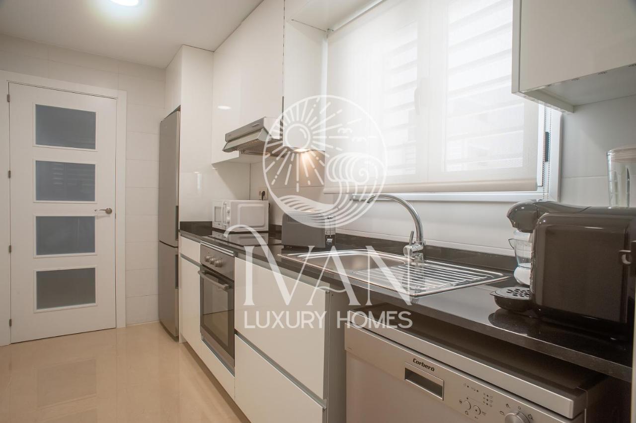 Casa Emiliaivan Luxury Homes 8ªpta Norte 1ª Linea オロペサ・デル・マール エクステリア 写真